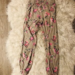 H&M size 8-9y flower baggy girls pants